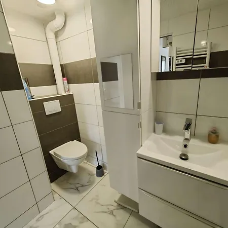Апартаменти T3 Climatisee, Jacuzzi, Terrasse Sans Vis-a-vis, Parking, Proche Plage Et Commerces - Fr-1-607-198 *